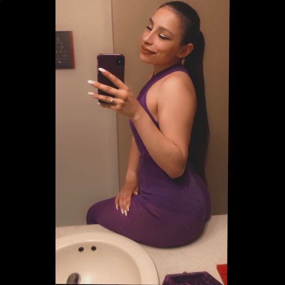 🍀Meet your Posher, Jade 🐞 - Picture 4 of 6